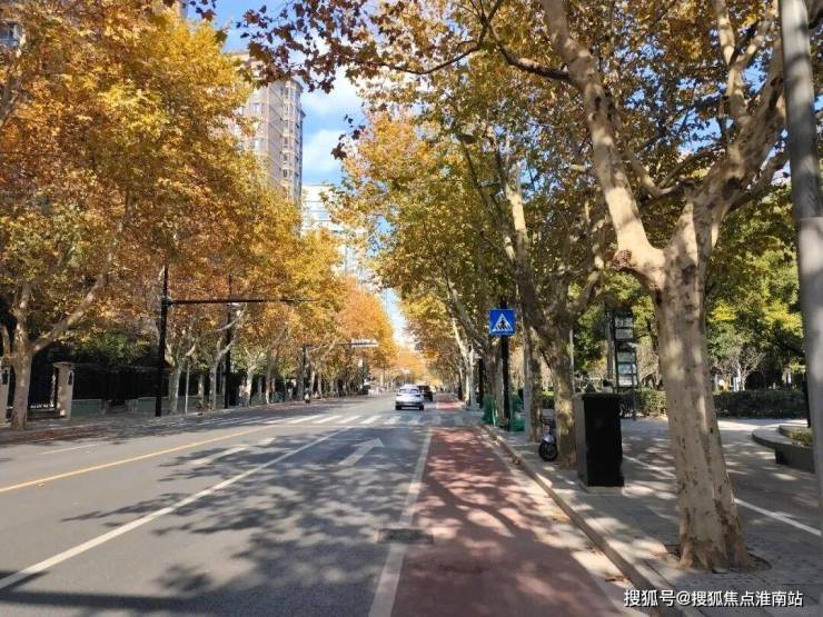 售中心 - 环境户型价格地址楼盘详情配套电话交房时间配套电话交房时间AG真人登录入口2026年古北99 (售楼处) 首页 - 古北99销(图4)