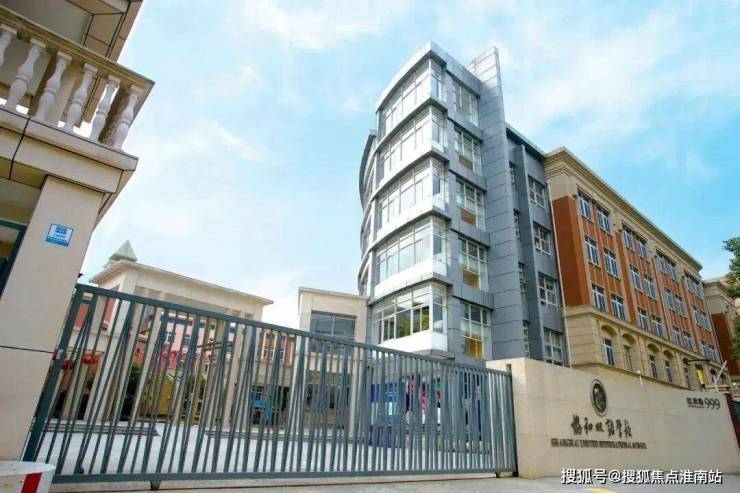 售中心 - 环境户型价格地址楼盘详情配套电话交房时间配套电话交房时间AG真人登录入口2026年古北99 (售楼处) 首页 - 古北99销(图11)